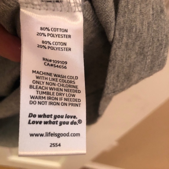 Mens XL LIFE IS GOOD tshirt NWT - Picture 3 of 4